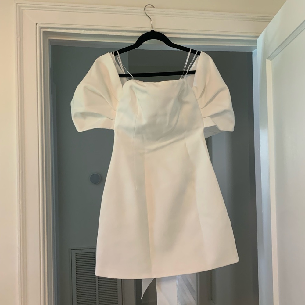 Elliat off shoulder dress.